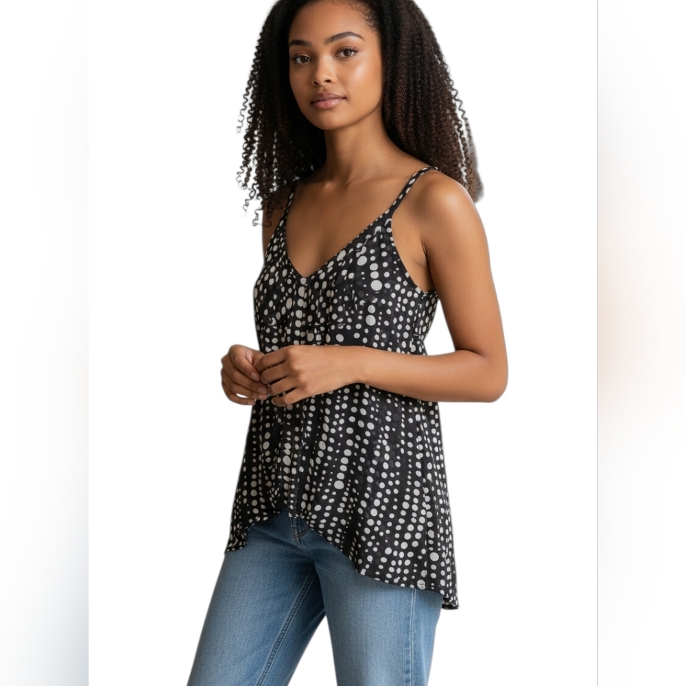 White House Black Market Hi-Lo Sleeveless Blouse Size Medium